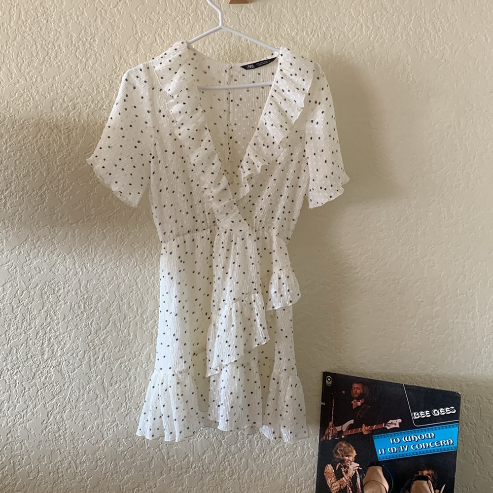 Zara Romper Polkadot Dress Size S. Deep V front only. Button closure at back.